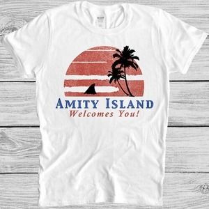 Amity Island Wellcomes You T Shirt 1180 Jaws Retro Vintage Cool Gift Tee Shirt